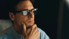 According to psychologists, what signs suggest you’re smarter than the average person?